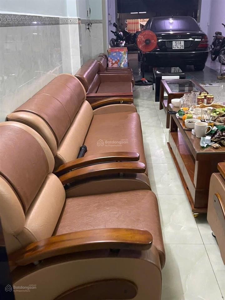 Bán nhà mặt tiền hà huy giáp  dt 110m2 giá nổi bật 7.1 tỷ