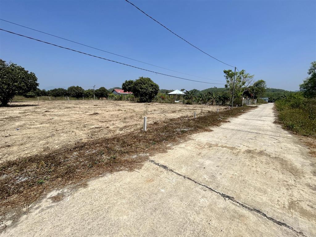 Bán đất tại xã diên lâm, 750 triệu, 150m2, view đẹp, pháp lý đầy đủ