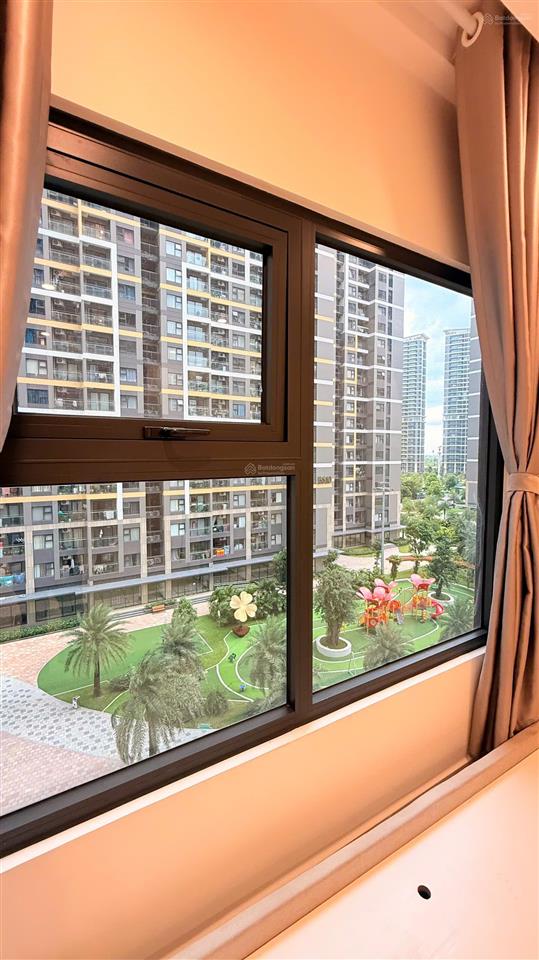 Bán bằng giá gốc | studio 1,8 tỷ  30m2 | sẵn sổ