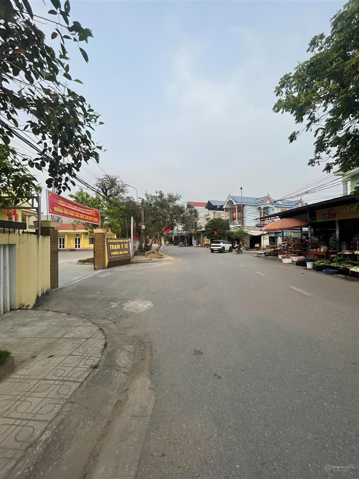Chính chủ bán lô đất đối diện với tram ytế phương vạn xuân