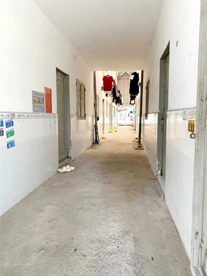 Giá 1 tỷ 050 trọ bàu bàng 150m2(1 kiot+4pt),đang cho thuê 8tr/tháng .shr, gần kcn bàu bàng