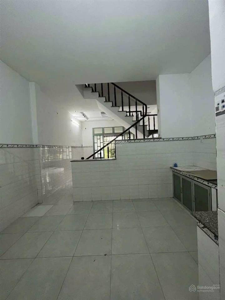 Cần tiền bán nhà 1t1l 70m2 vĩnh lộc a gần chợ vĩnh lộc a. shr