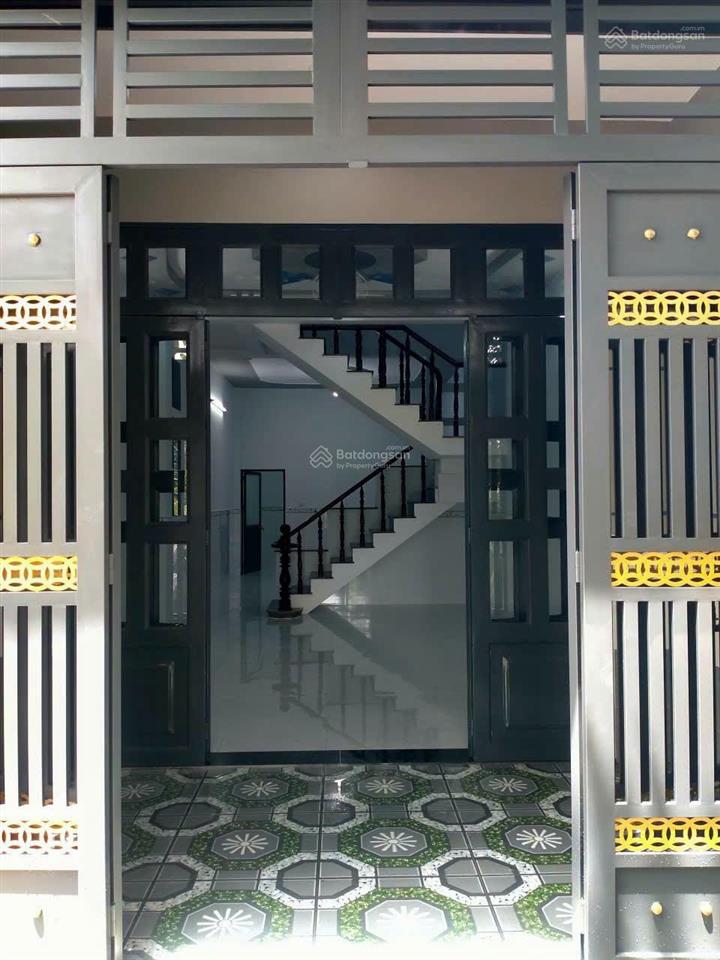 Bán gấp nhà 1t1l bình chánh 80m2 gần chợ bình chánh,cho thuê 8 triệu/ tháng. gía 1 tỷ 450