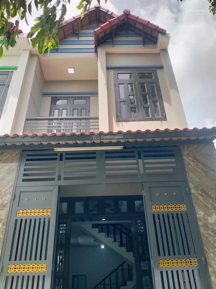 Bán gấp nhà 1t1l bình chánh 80m2 gần chợ bình chánh,cho thuê 8 triệu/ tháng. gía 1 tỷ 450