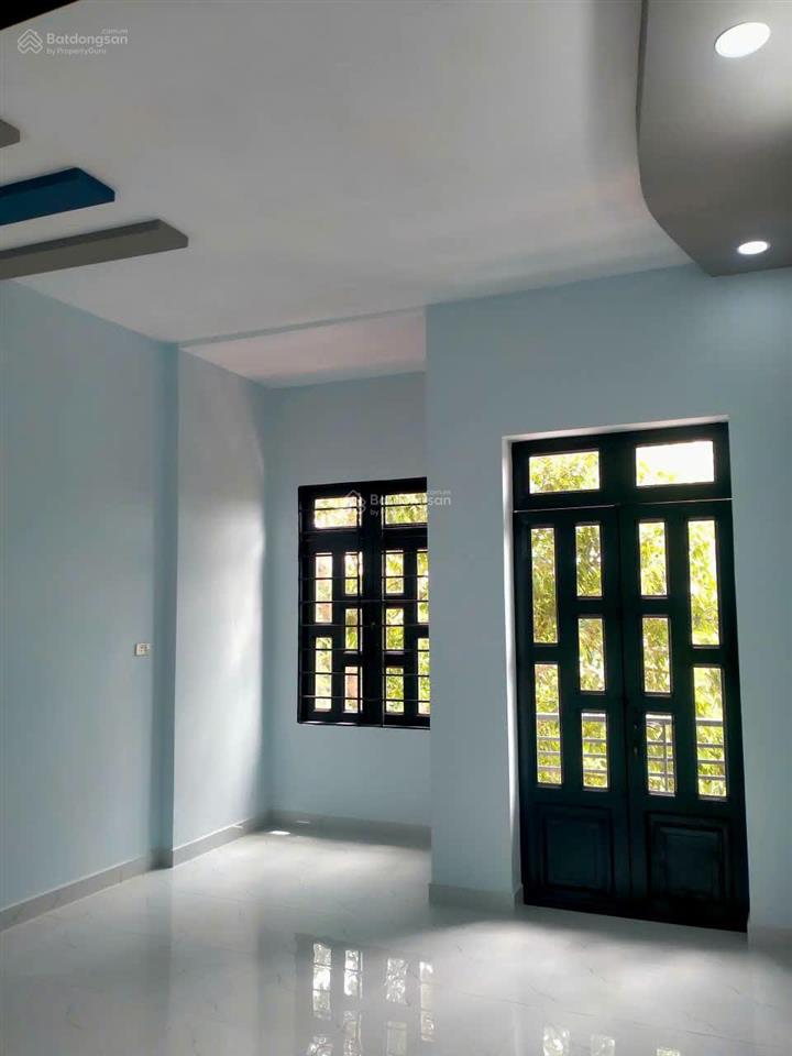 Bán gấp nhà 1t1l bình chánh 80m2 gần chợ bình chánh,cho thuê 8 triệu/ tháng. gía 1 tỷ 450