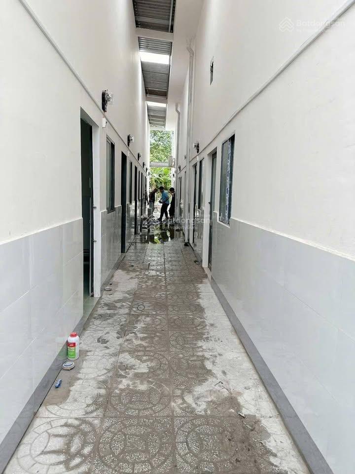 Bán gấp dãy trọ 200m2 sẵn 1 kiot và 10 phòng trọ. đang cho thuê 18 triệu/tháng gần kcn cầu tràm
