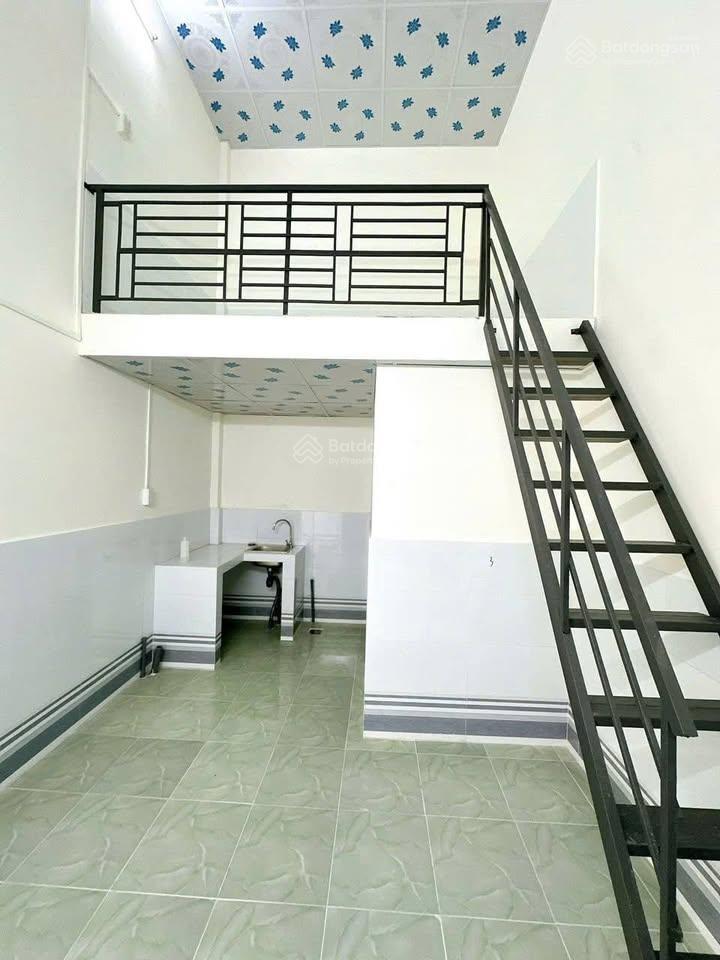 Bán gấp dãy trọ 200m2 sẵn 1 kiot và 10 phòng trọ. đang cho thuê 18 triệu/tháng gần kcn cầu tràm