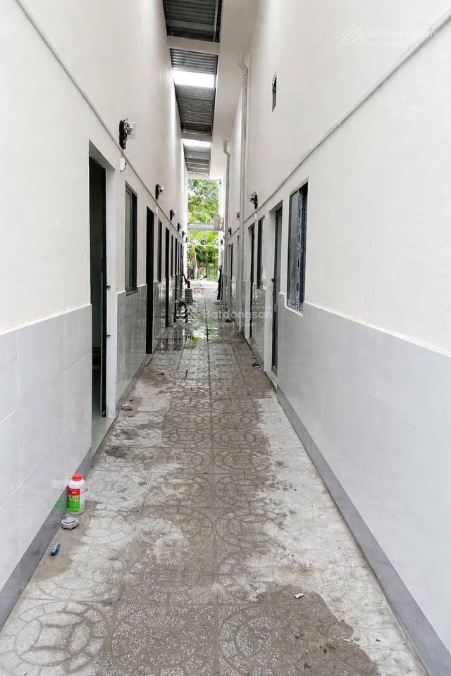 Bán gấp dãy trọ 200m2 sẵn 1 kiot và 10 phòng trọ. đang cho thuê 18 triệu/tháng gần kcn cầu tràm