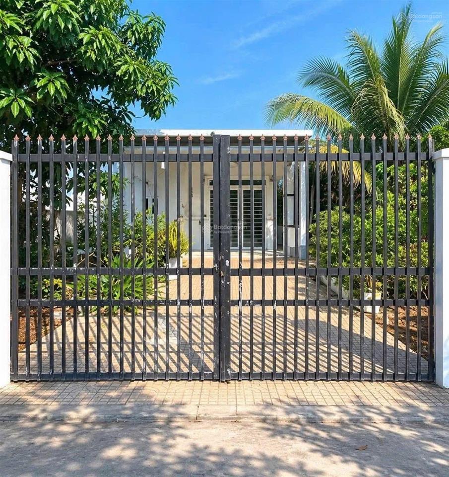 Đất vườn 500m2 có sẵn nhà cấp 4 ở trừ văn thố bàu bàng  shr. gần chợ trừ văn thố