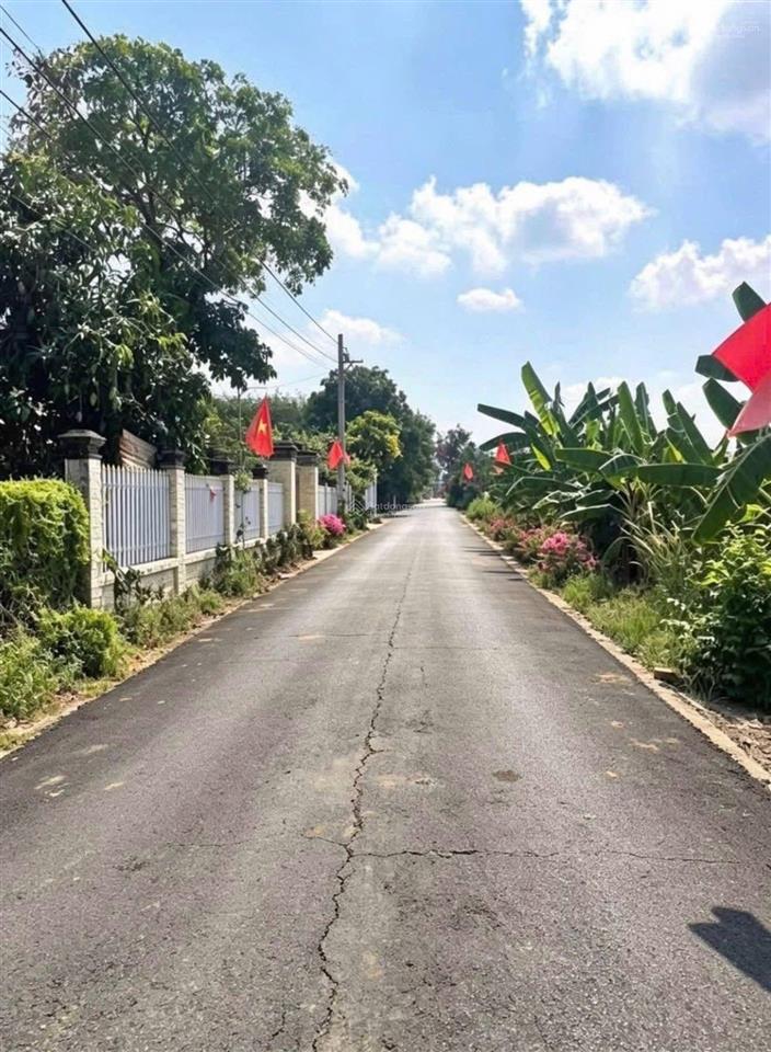 Đất vườn 500m2 có sẵn nhà cấp 4 ở trừ văn thố bàu bàng  shr. gần chợ trừ văn thố