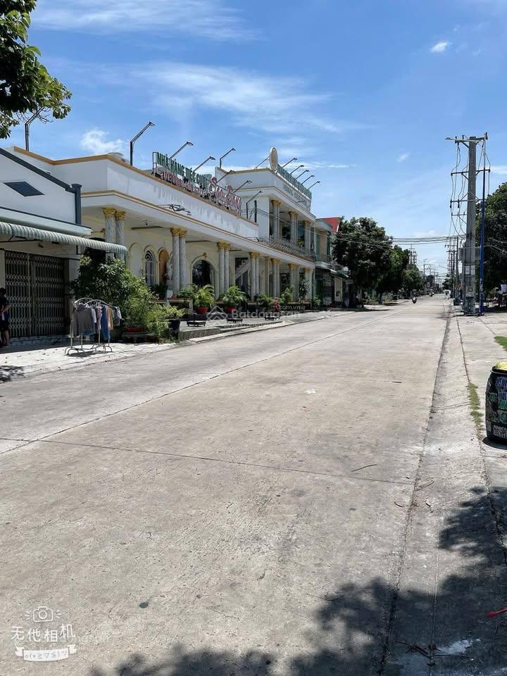 Đầu tư dãy trọ tại p. thới hoà, bến cát. gần kcn mỹ phước 1 2 3. thu nhập 15tr/tháng. shr