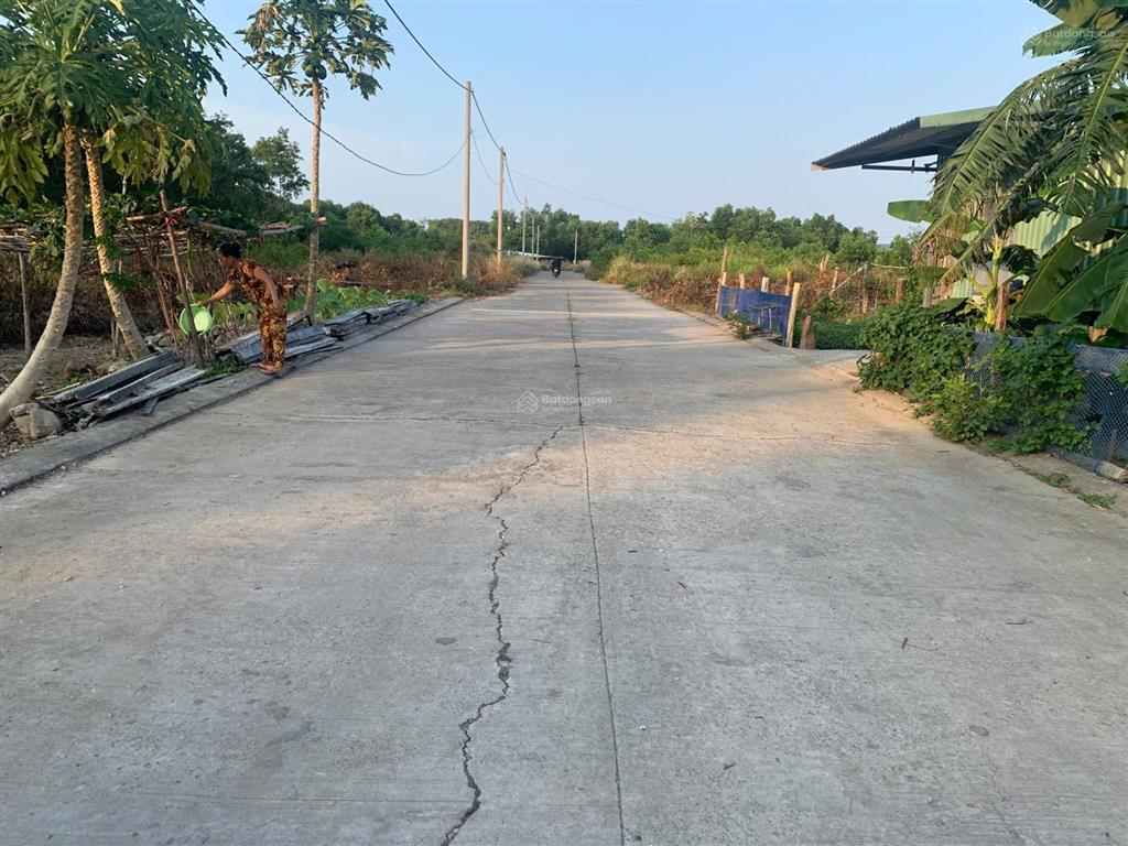 Cần bán lô đất tâm huyết, trung tâm phú quốc, cách biển 500m