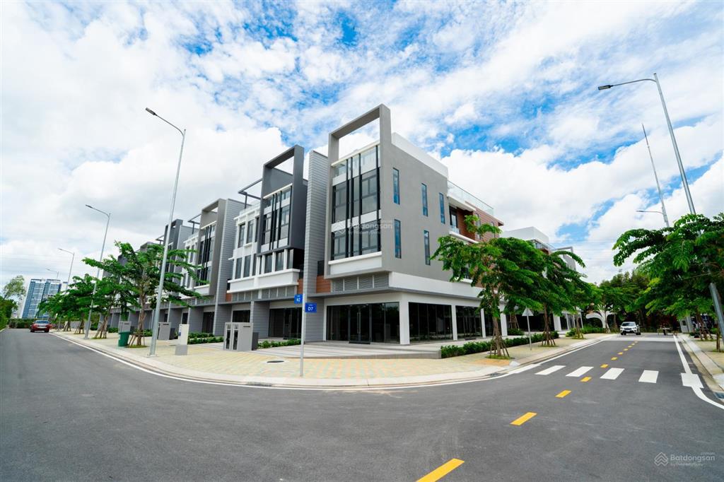 Bán shophouse đẹp tại celesta avenue, 235 triệu/m2, 210 m2, 3pn, 3wc, 2 mặt tiền