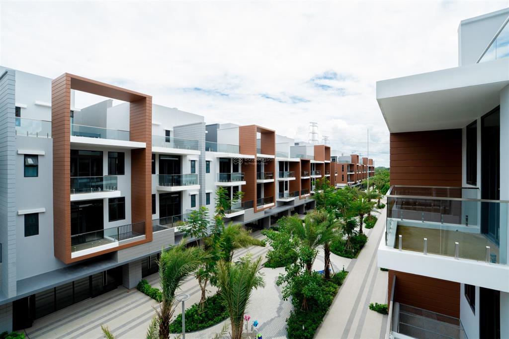 Bán shophouse đẹp tại celesta avenue, 235 triệu/m2, 210 m2, 3pn, 3wc, 2 mặt tiền