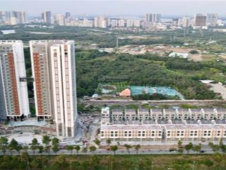 Bán căn hộ 3pn essensia sky, ht nội thất có bếp, giá 8,9 tỷ full.  0767 506 ***