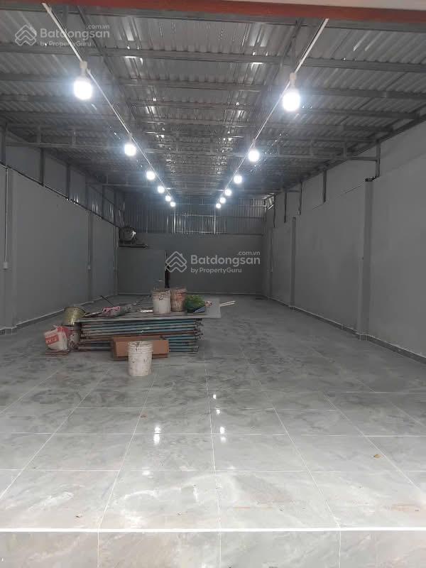 Bán hoặc cho thuê nhà mặt tiền đường mễ cốc, phường phú định