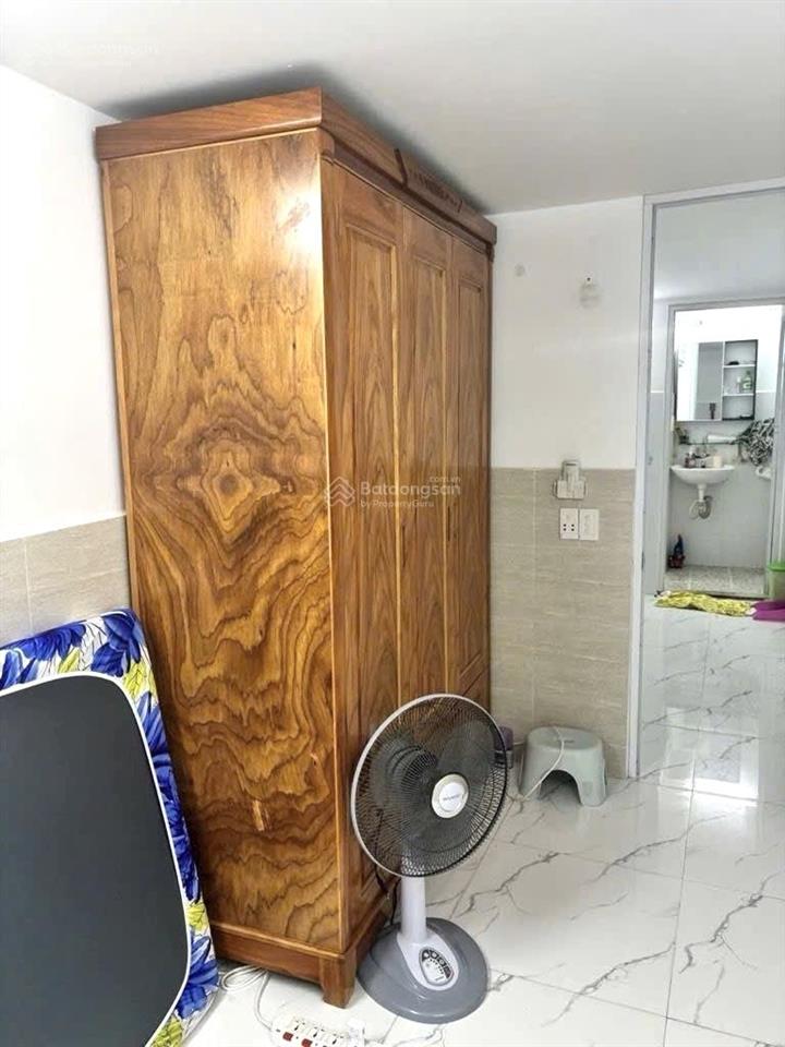 Chính chủ bán gấp nhà âu cơ, tân bình, 23m2, 3 tầng, nhỉnh 2 tỷ
