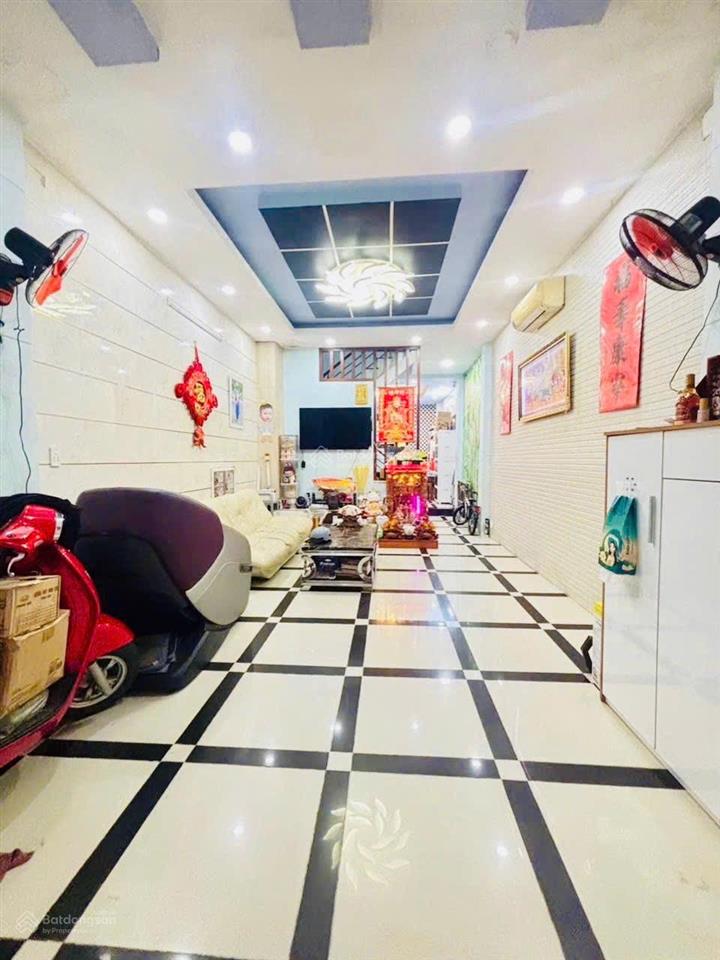 Gấp bán, hẻm xe hơi lê văn quới, 57m2, 3 tầng btct, 4pn, nhỉnh 5 tỷ