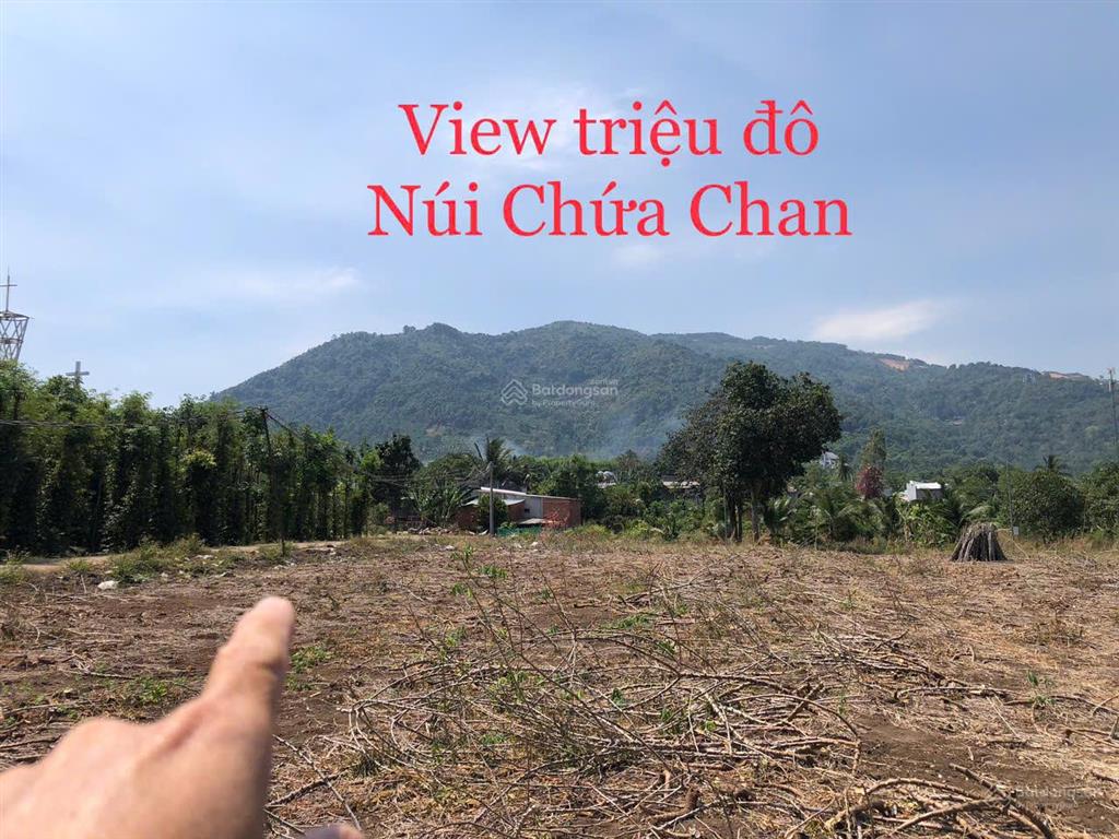 Duy nhất còn 01 lô đất dt 5x36m mua là xây ở ngay thổ cư 132m2 giá tốt nhất khu vực
