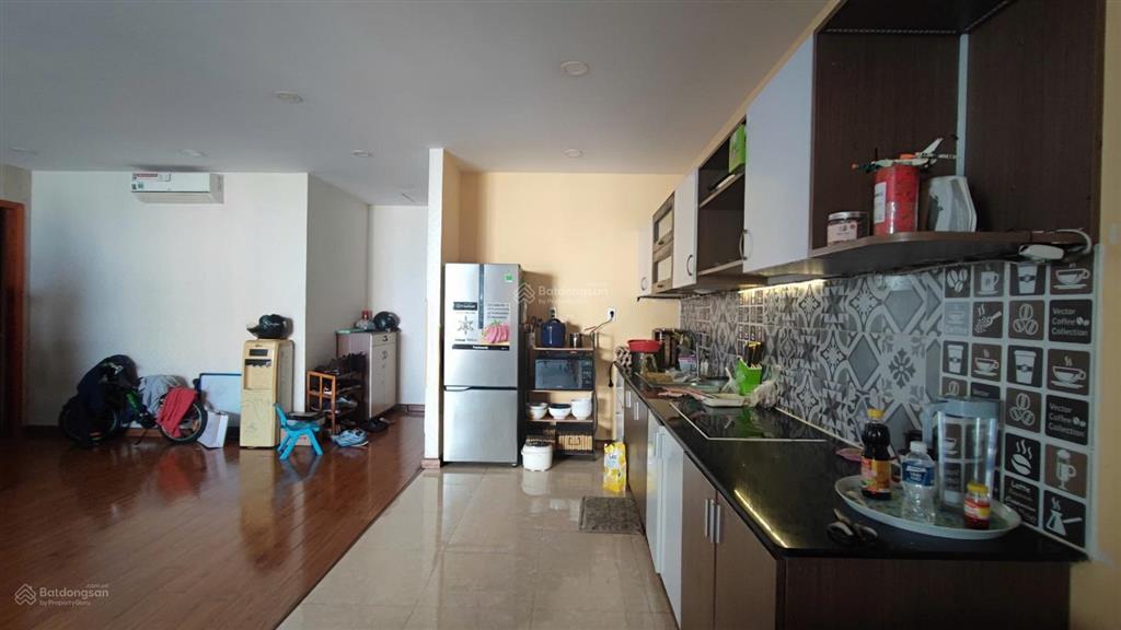 Cần bán căn 3pn lầu 8 tòa b căn hộ the goldview quận 4