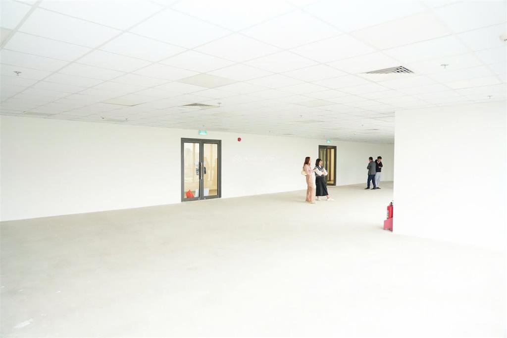 Bán lô trung tâm thương mại, 136 hồ tùng mậu. 78m²  4,7 tỷ. cùng nhiều chiết khấu tốt khác.