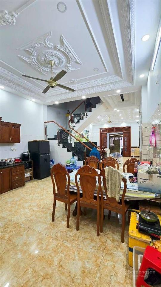 Bán nhà 4 tầng 4pn , huỳnh thị hai , phường tân chánh hiệp q12 , dt 4*20m , gần nguyễn ảnh thủ,