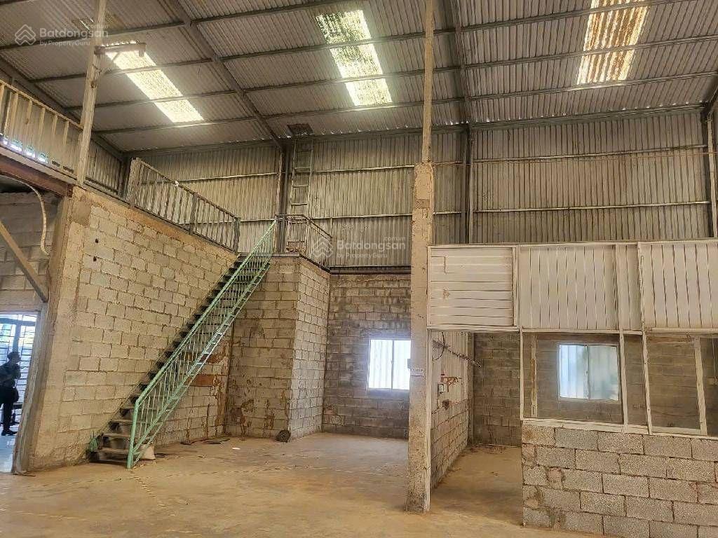Bán nhà xưởng 630m2 , đường bến than , xã hoà phú củ chi , mặt tiền 14m ,
