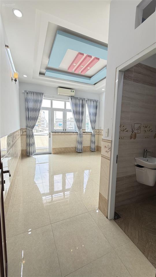 Nhà đẹp 4 tầng , diễn tích 68m2 , hiệp thành 13 , phường hiệp thành  q12 , ngang 4x17m