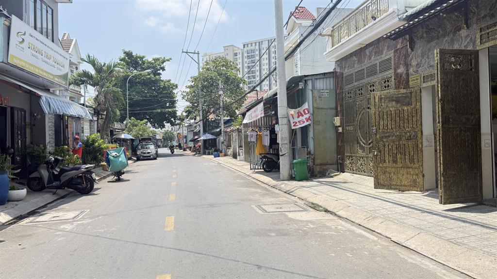 Nhà đẹp 4 tầng , diễn tích 68m2 , hiệp thành 13 , phường hiệp thành  q12 , ngang 4x17m