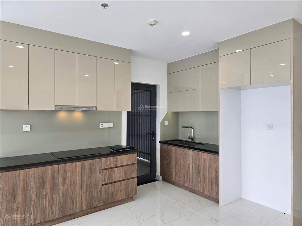 Cho thuê gấp căn 2pn  85m2 diamond alnata plus celadon city tân phú giá chỉ 16tr ntcb bao ô xe