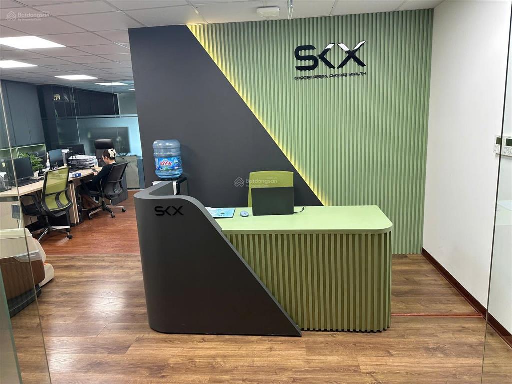 Cho thuê văn phòng 300m² ngoại giao đoàn sẵn nội thất vào làm ngay