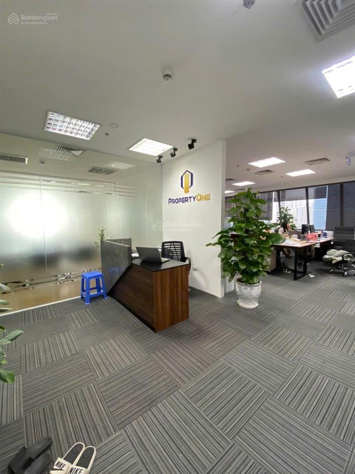 Văn phòng viwaseen tố hữu sàn thông 150m2  full kính  vào ngay ưu đãi giá tốt