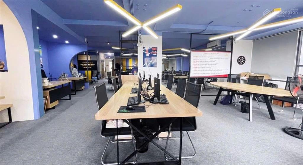 Văn phòng viwaseen tố hữu sàn thông 150m2  full kính  vào ngay ưu đãi giá tốt