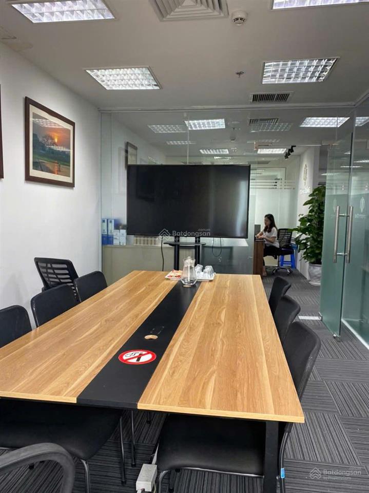 Văn phòng viwaseen tố hữu sàn thông 150m2  full kính  vào ngay ưu đãi giá tốt