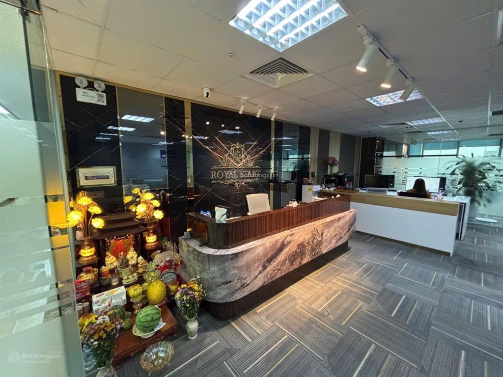 Thuê văn phòng siêu đẹp 350m2 tố hữu, view xịn  nội thất đẹp  giá bình dân  xem là ưng