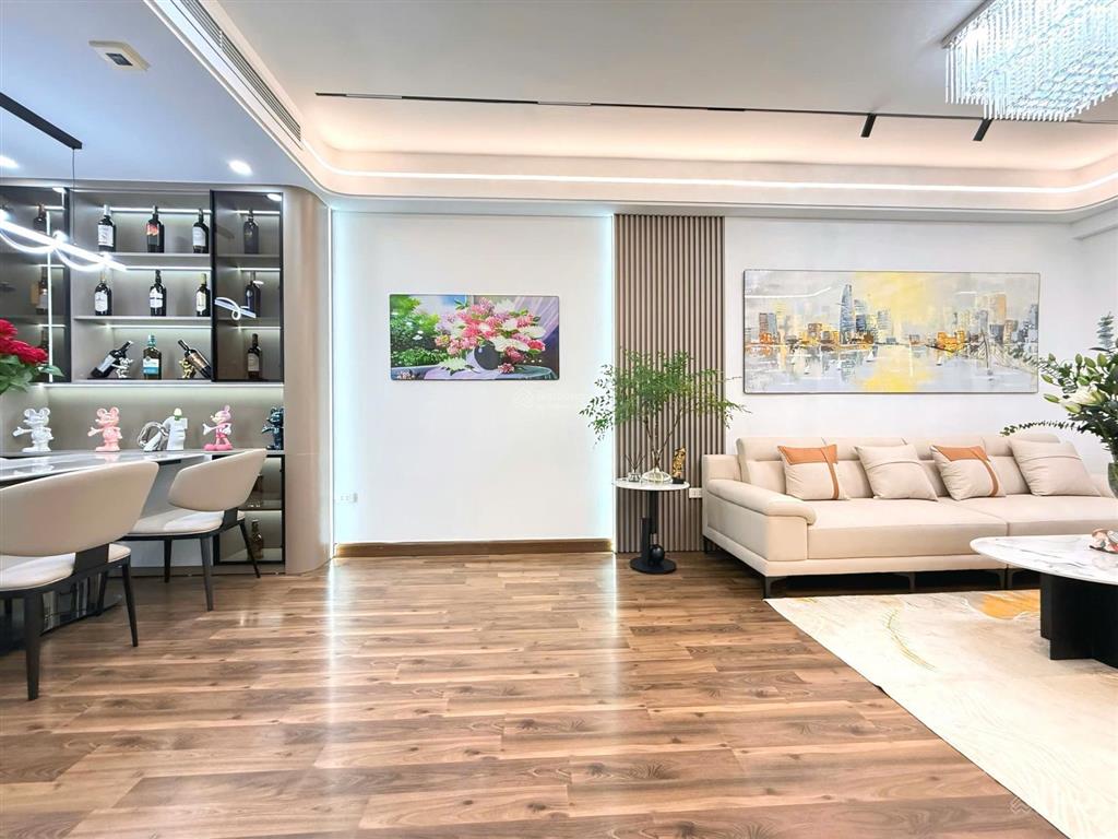 (cắt lỗ sâu) 2pn 86m2 tại goldmark city 136 hồ tùng mậu giá chỉ 4.9 tỷ.  0363 890 ***