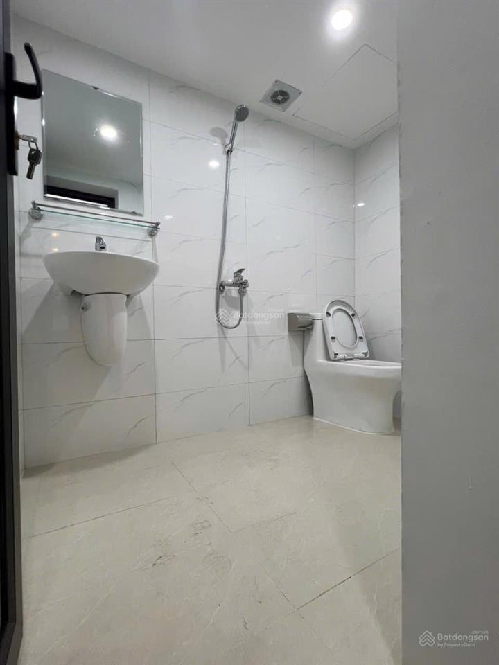 Chính chủ bán nhà trường chinh đống đa dt 27m2 4 tầng, giá 6,6 tỷ