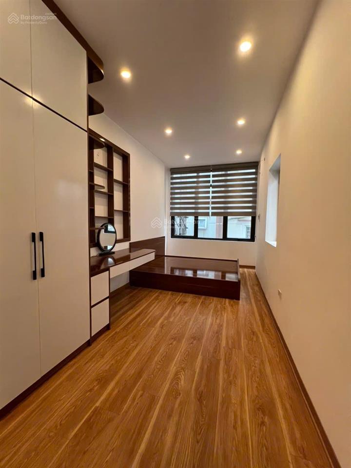 Chính chủ bán nhà trường chinh đống đa dt 27m2 4 tầng, giá 6,6 tỷ