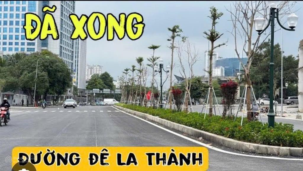 Chính chủ bán nhà mặt phố đê la thành dt 70m2 x 6 tầng mt 5,5m, giá 35 tỷ