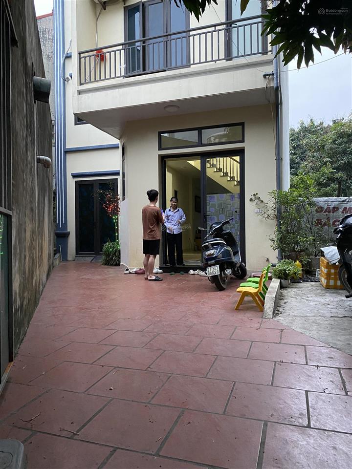 Bán nhà đẹp đào xuyên gia lâm  44,7m2 dân xây kiên cố ở ngay