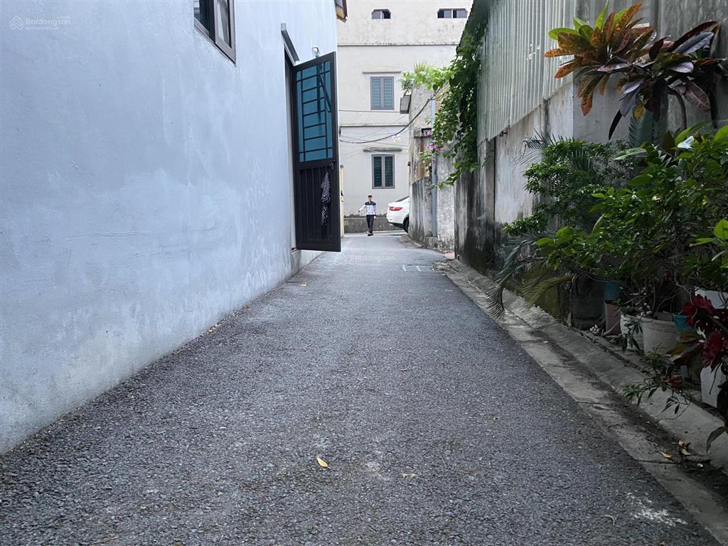 Bán nhà đẹp đào xuyên gia lâm  44,7m2 dân xây kiên cố ở ngay