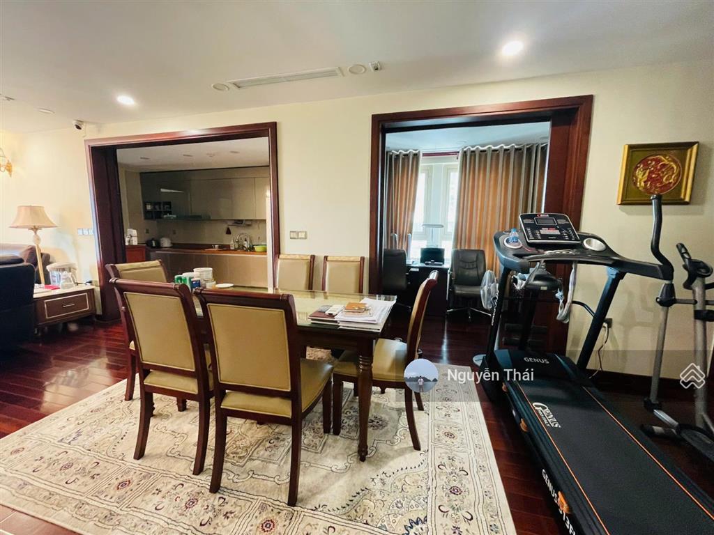 Bán căn góc đông nam 160m2 3pn  2wc, full nội thất, có slot ô tô, sổ đỏ chính chủ. giá 13,9 tỷ n05