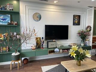 (giá chuẩn) bán căn 2 ngủ 2wc 66m2, ban công đông nam, nhà đẹp, sẵn sổ đỏ. giá 6,8 tỷ handi resco