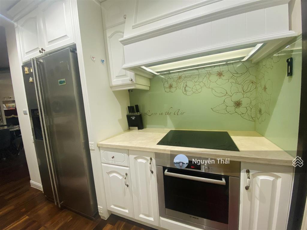 Bán căn 3pn2wc 89m2 thống nhất complex 82 nguyễn tuân, full nội thất, có slot, sổ đỏ. giá 9 tỷ