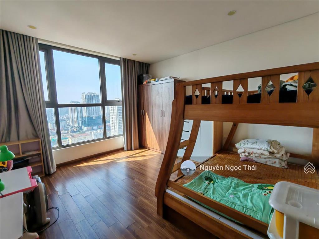 (chính chủ) bán căn góc 2pn  2wc 79m2, ban công đông nam, nhà đẹp, có slot. giá 8,3 tỷ the legend