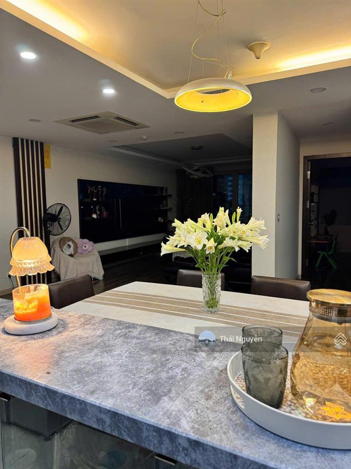 (giá chuẩn) bán căn góc 3 ngủ 2wc 130m2 chung cư cao cấp sky park, nhà cực đẹp, có sổ đỏ. giá 14 tỷ