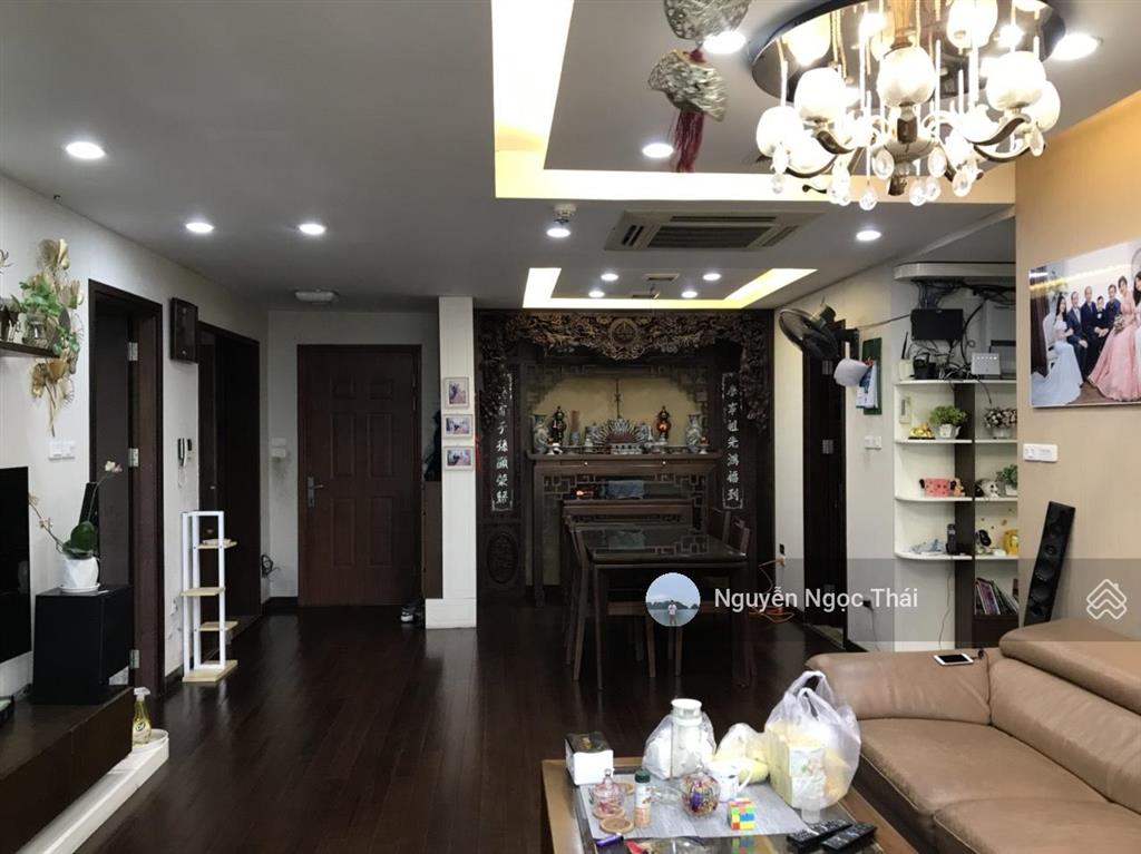 (giá chuẩn) bán căn 3 ngủ 2wc 103m2, full đồ, slot ô tô, sổ đỏ chính chủ. giá 8,4 tỷ tòa hei tower