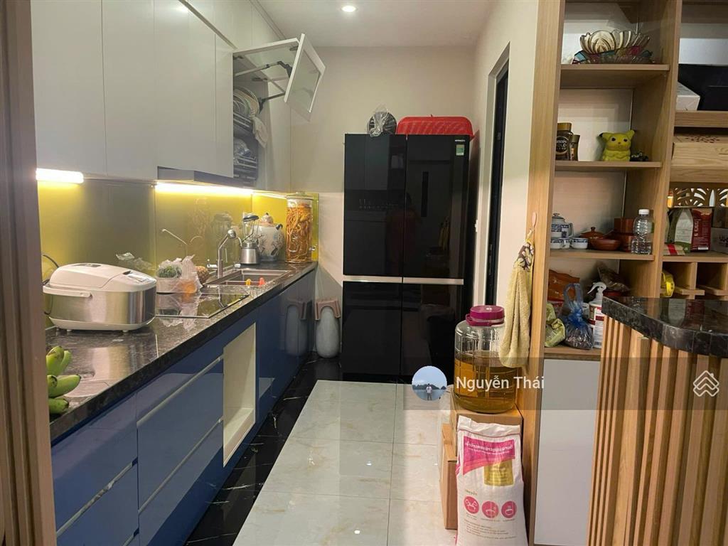 (chính chủ) bán căn 3pn2wc 101m2 ban cơ yếu chính phủ, full nội thất, slot ô tô, sổ đỏ. giá 9,5 tỷ