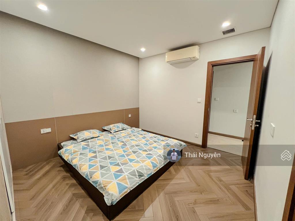 (giá chuẩn) bán căn góc 3 ngủ ban công đông nam 90m2 tòa the legend, full nội thất đẹp. giá 10,5 tỷ