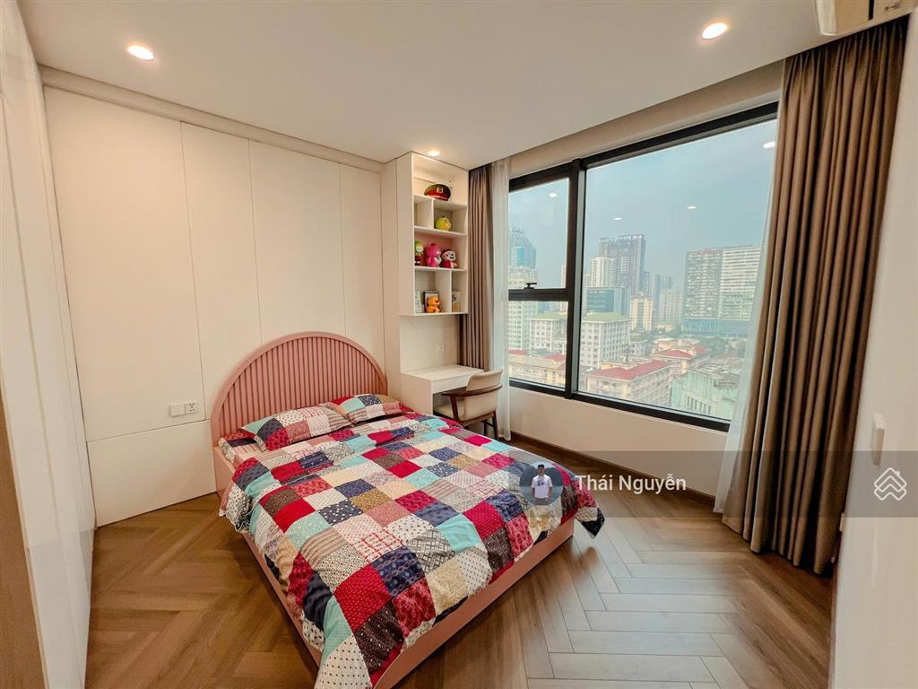 (giá chuẩn) bán căn góc 3 ngủ ban công đông nam 90m2 tòa the legend, full nội thất đẹp. giá 10,5 tỷ